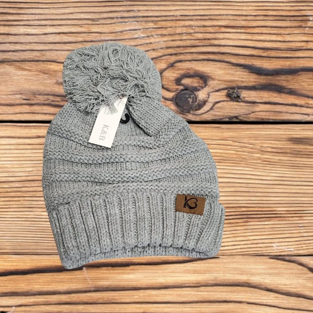 pom pom stocking hat